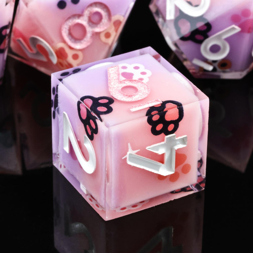 Dudley's Gallery - Toe Beans Sharp Edge Resin Dice Set