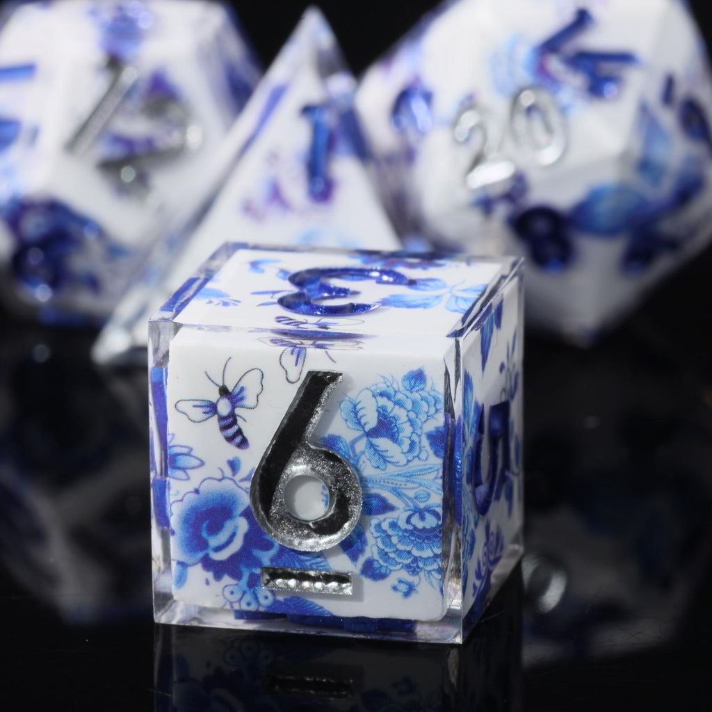 Dudley's Gallery - Porcelain Beauty Sharp Edge Resin Dice Set